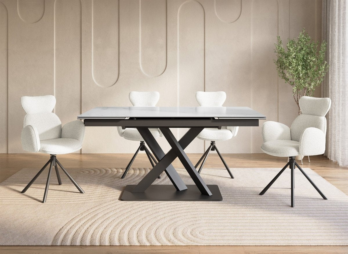 Lot de 2 chaises pivotantes avec accoudoirs en tissu effet peau de mouton beige MAGY